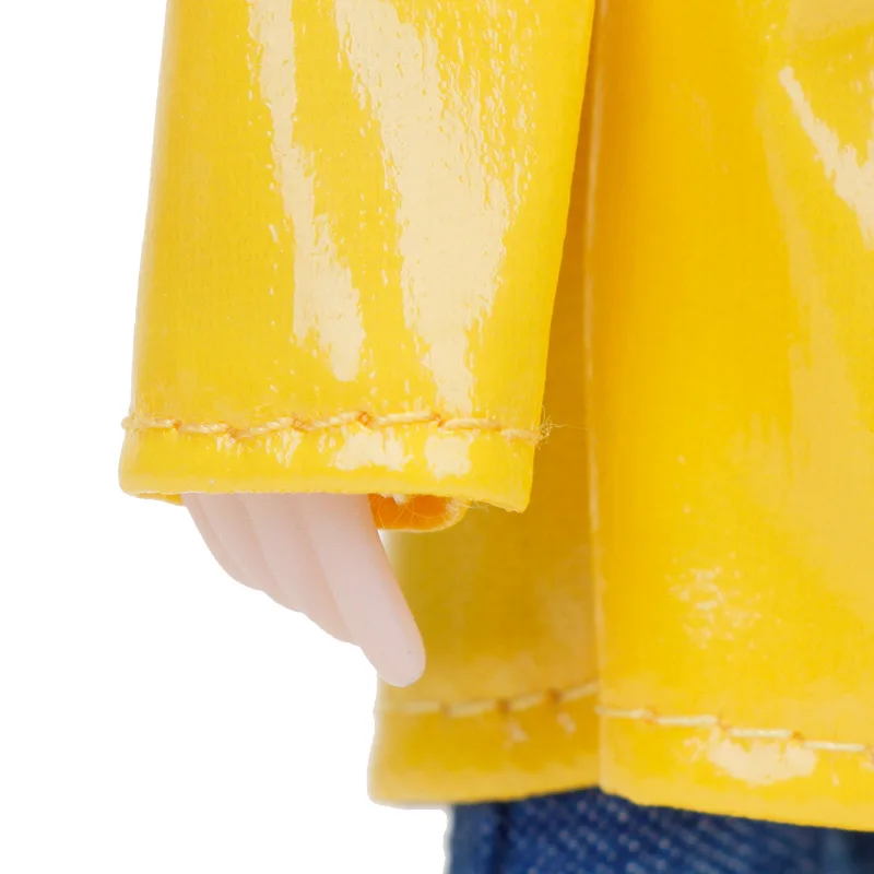 NECA Coraline &amp the Secret Door dolls 18 см желтый дождевик версия девочка Кэролайн