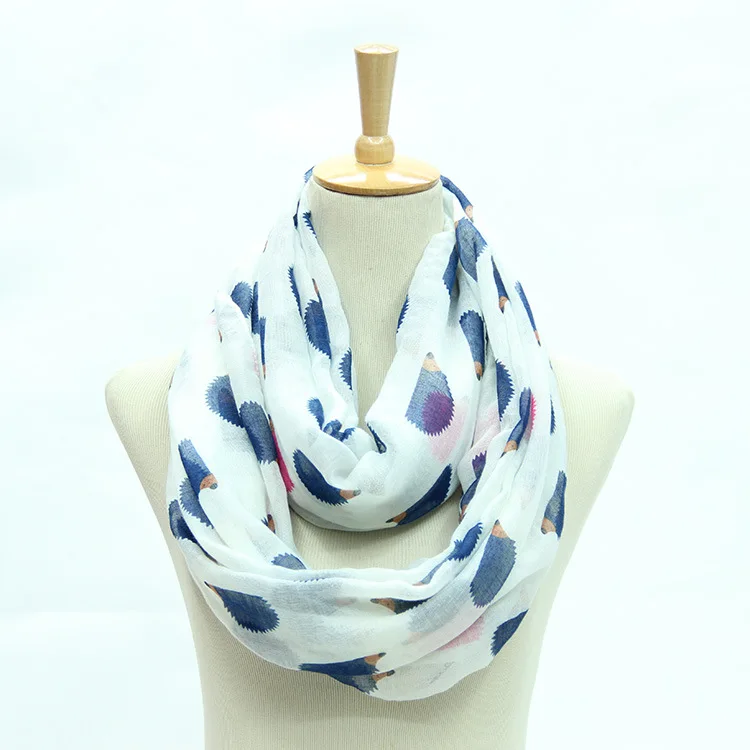 Женский аксессуар с рисунком ежа |