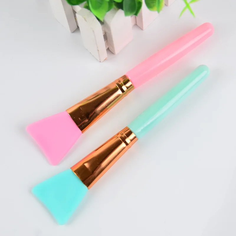 Профессиональные кисти для макияжа лица мягкая силиконовая маска сделай сам