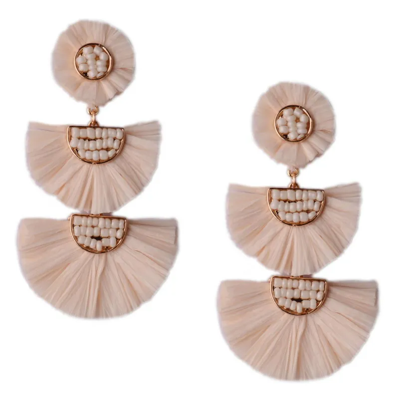 3 layer beige Новинка, стильные серьги с кисточками из рафии, серьги-светильник, Модные цветные украшения, многоуровневые серьги-подвески - Окраска металла: 3 layer beige