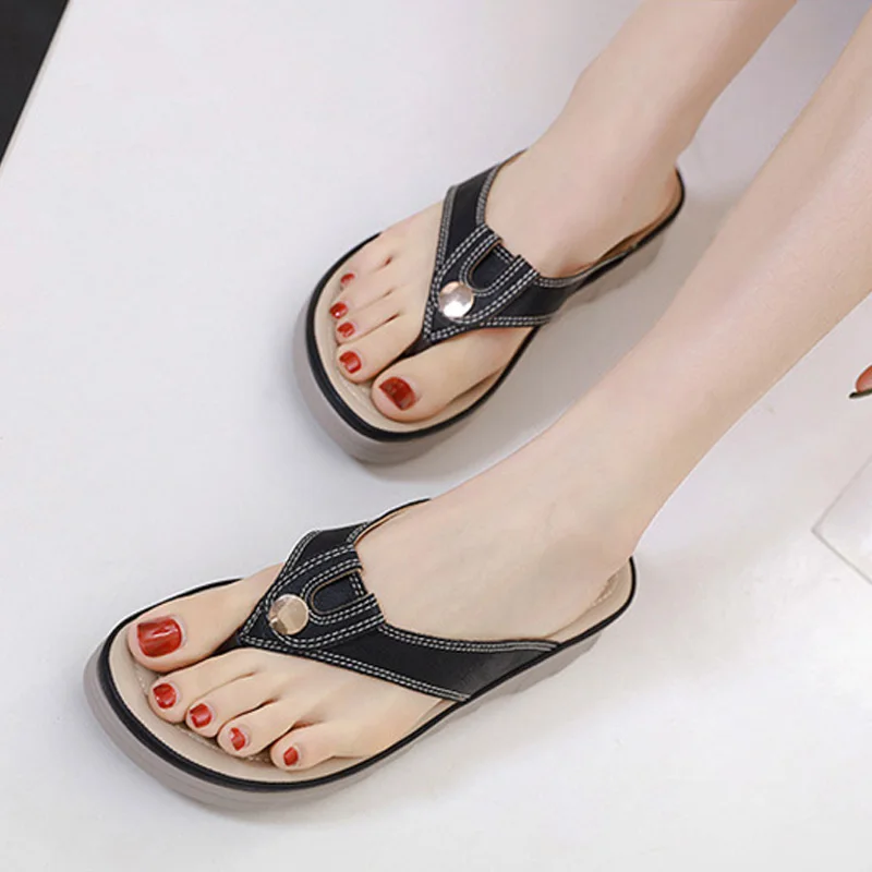 Женские мягкие сандалии на плоской подошве повседневные пляжные черного и