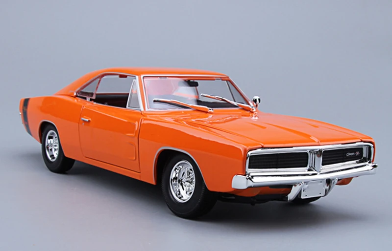 Детские машинки, 1:18, модель машинки, литая под давлением, 1969 сплав, автомобильное зарядное устройство, R/T, черный/оранжевый цвет, Коллекционная Коллекция