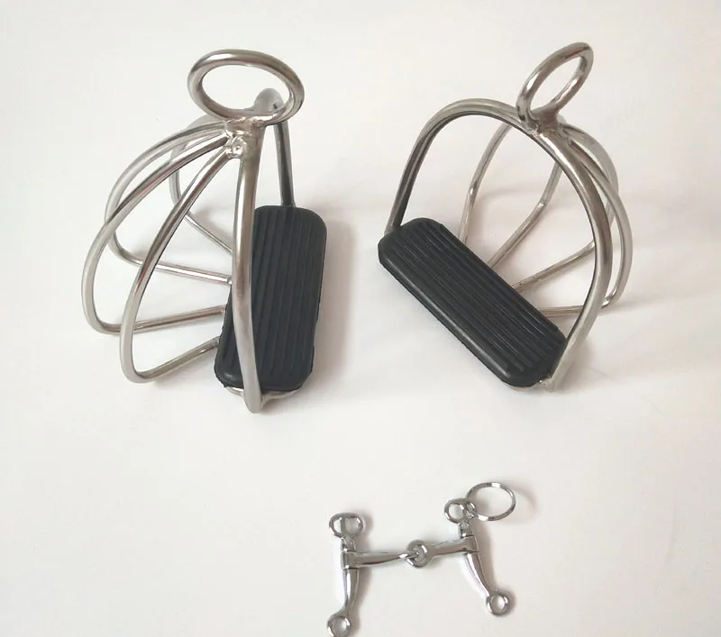 

Stainless steel safety pedals, saddle pedals, fences, stirrup horses pedals, harness supplies Horse Riding Equipment For Hors