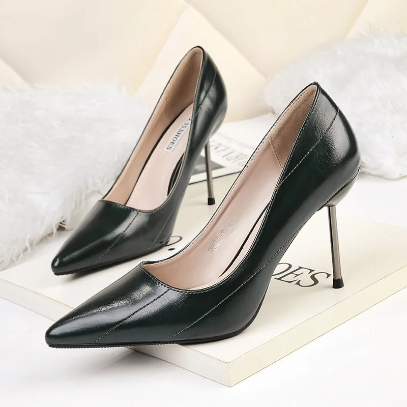 Европейский бренд женские тонкие туфли из органической кожи классические