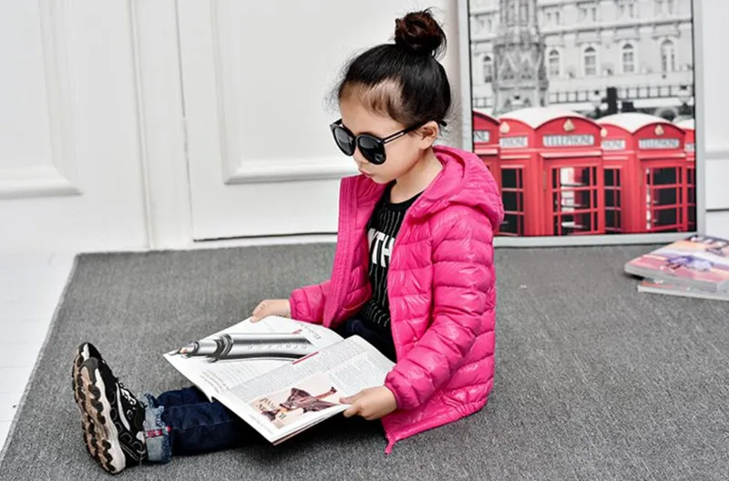 Верхняя одежда с белым утиным пухом (90%) верхняя для маленьких детей зимняя