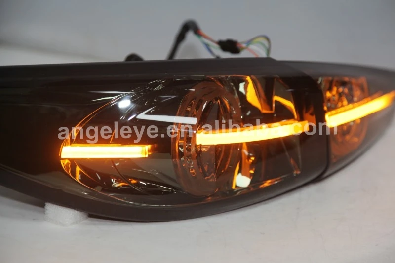 Светодиодная задняя фара для MAZDA 3 Axela 2015 TW