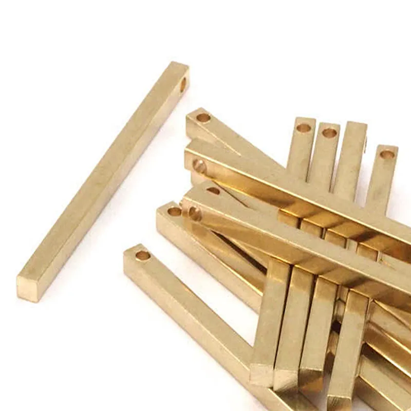 квадрат латунный 20х20. молдинг круговой из дерева. латунный квадрат 10х10. сатиновое дерево. латунный брусок размерами.