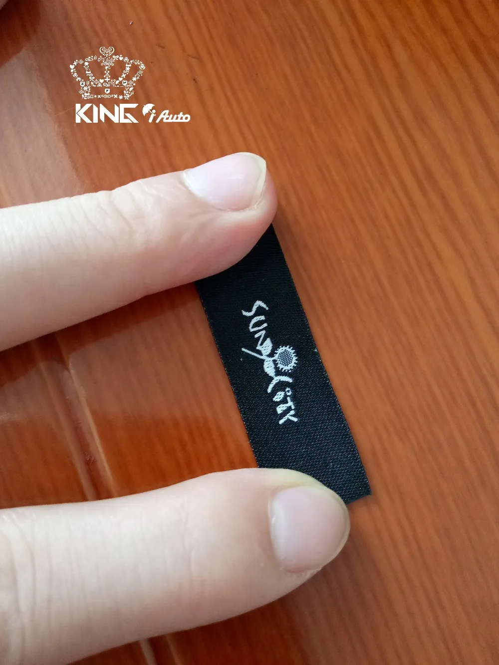 Индивидуальный логотип тканые этикетки/известный заплатам тег/Ткань тег гладить