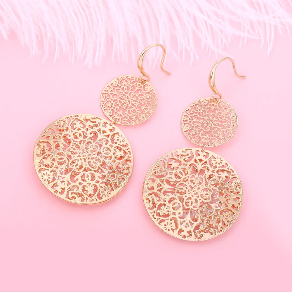 

Big Round Hollow Drop Earrings For Women Elegant Gold Crystal Earrings Mix Color Flower Pattern Trendy Jewelry Accessory