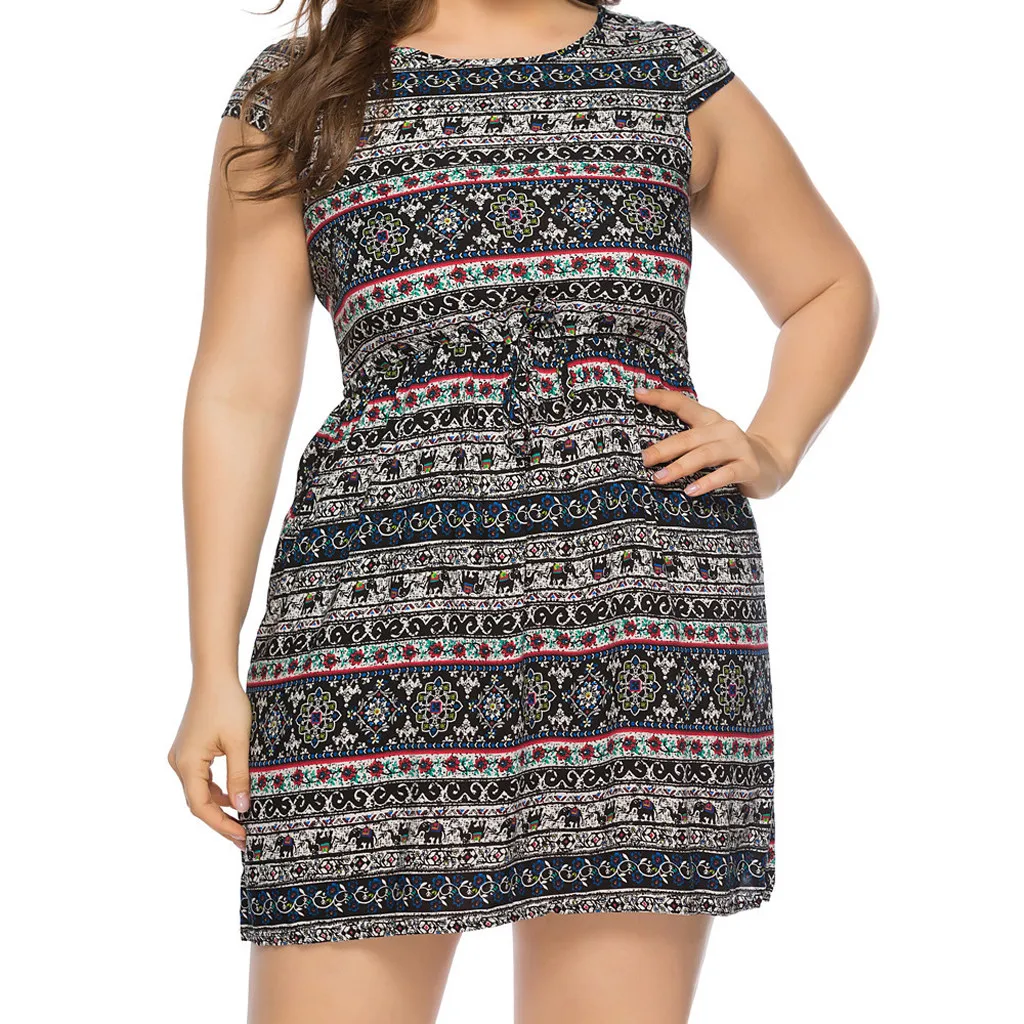 Женское платье большого размера с короткими рукавами и круглым воротником