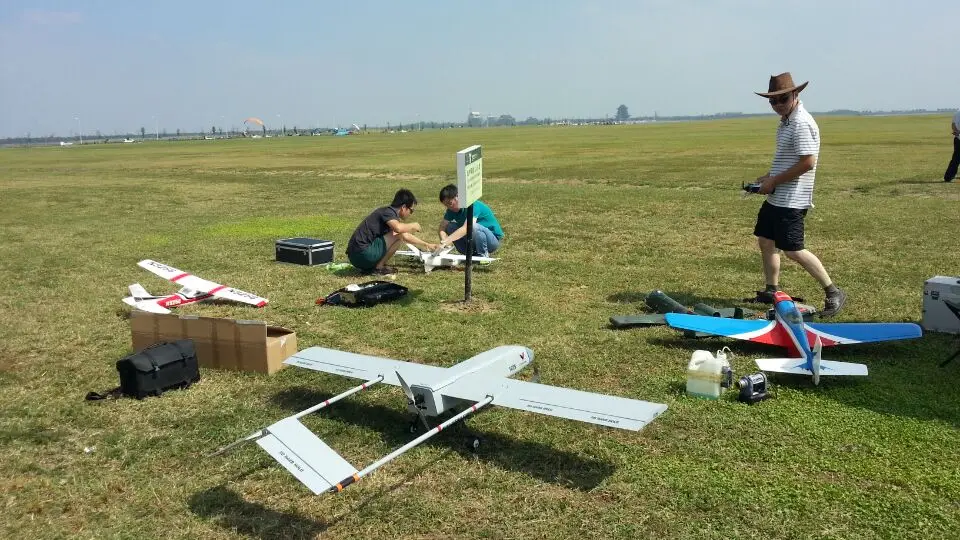 Новое поступление DIY пробкового дерева 2000 мм размах крыльев FPV Самолет RQ-7 rc игрушечный самолет