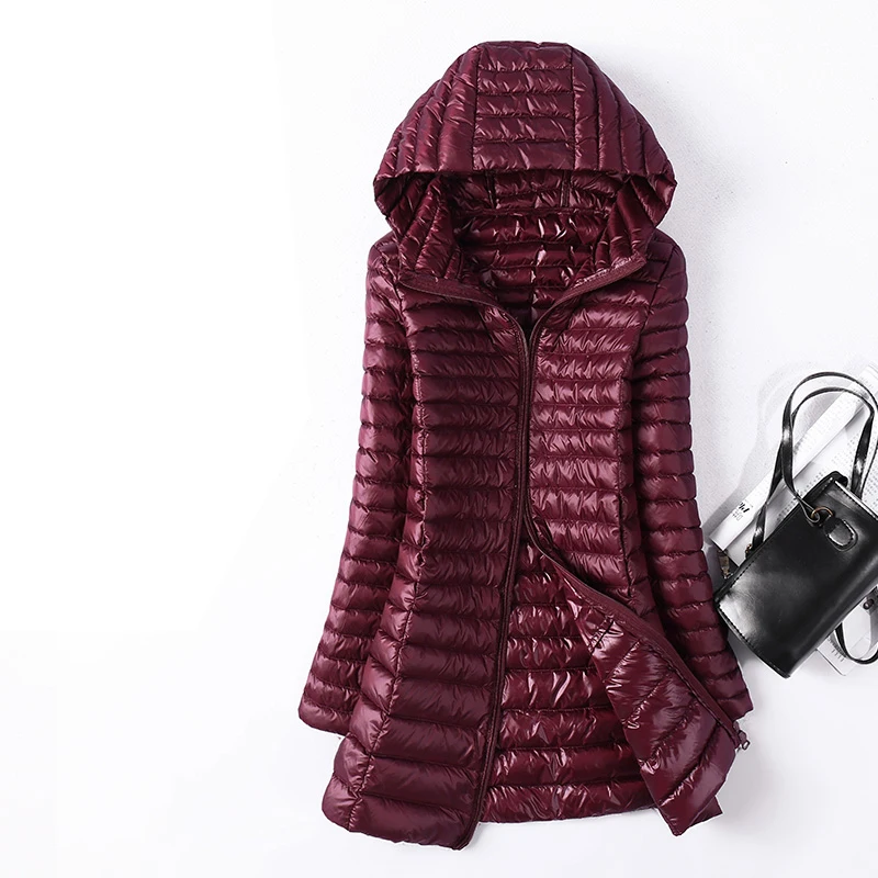 Женский пуховик с капюшоном размера плюс 4XL на осень и зиму ультра светильник