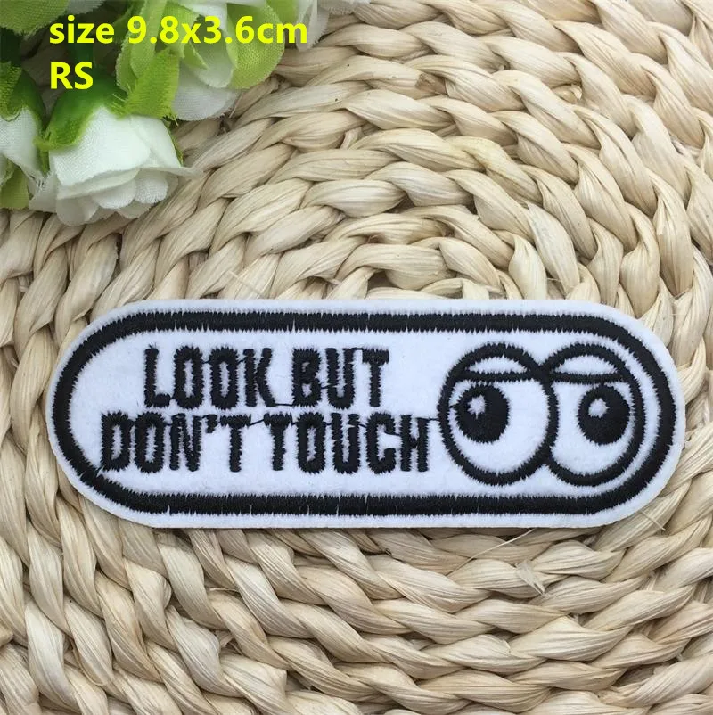 Бесплатная доставка 10 шт. не трогайте слова Вышитое железо на нашивках значок для