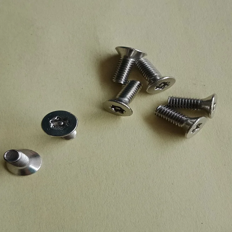 

Плоская потайная Звезда сливы из нержавеющей стали 304 с колонкой и противоугонным устройством M6M8M10 * 16 20 30 40 50 60 70 80 100