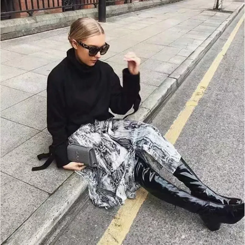 Со змеиным принтом плиссированные юбки Для женщин Винтаж осень High Street змея