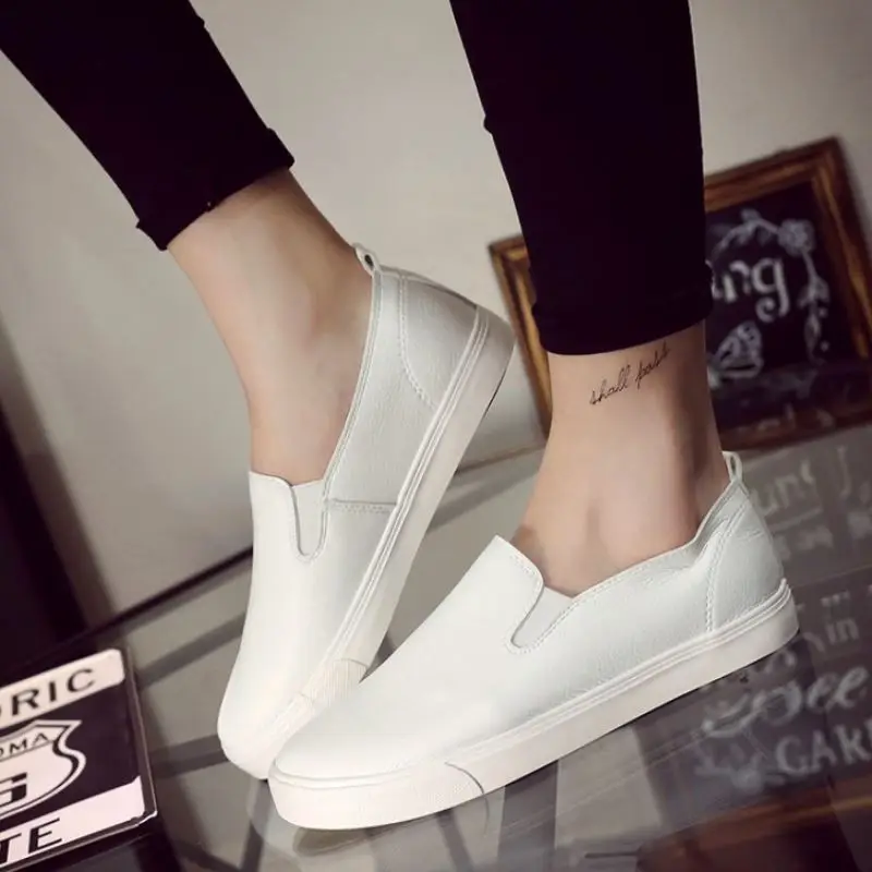 Женские повседневные туфли на плоской подошве с круглым носком без застежки