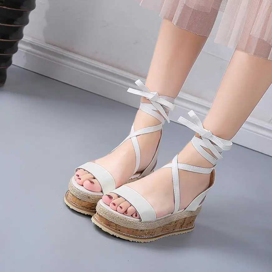 OKOUFEN 2018 Новые повседневные Модные женские римские туфли на платформе кружева