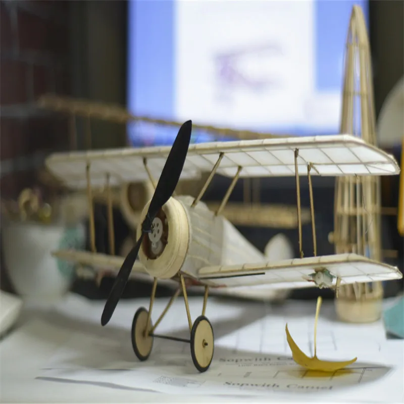 Мини верблюд истребитель 380 мм размах крыльев Бальза дерево Лазерная резка RC