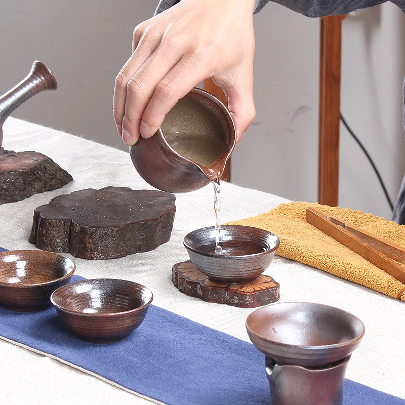 Чайный сервиз с оригинальным источником чайный из грубой древесины антикварные