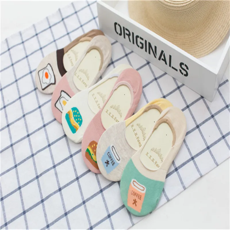 

Women's hosiery silicone and cotton girl socks breathable and comfortable sell cartoon pattern boat socks.