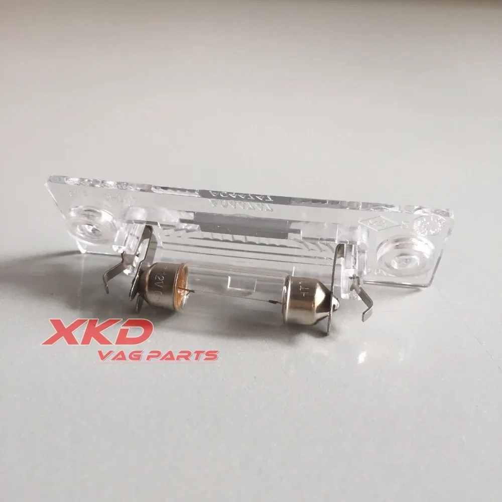 Светильник для номерного знака подходит Je tta MK5 Passat 01 05 Sedan Transporter T5 Touran 3B5 943 021 E 998 026