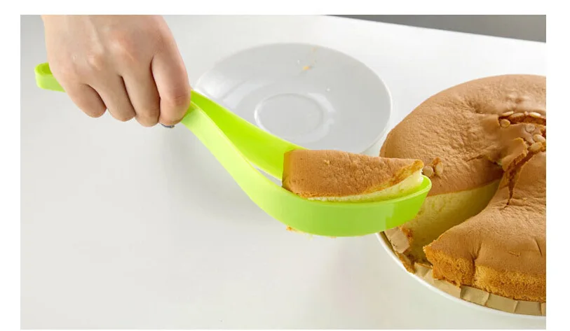 one-piece cake knife tool One cut the blade cutter is bread and butter baking gadgets spatula Not dirty hand |