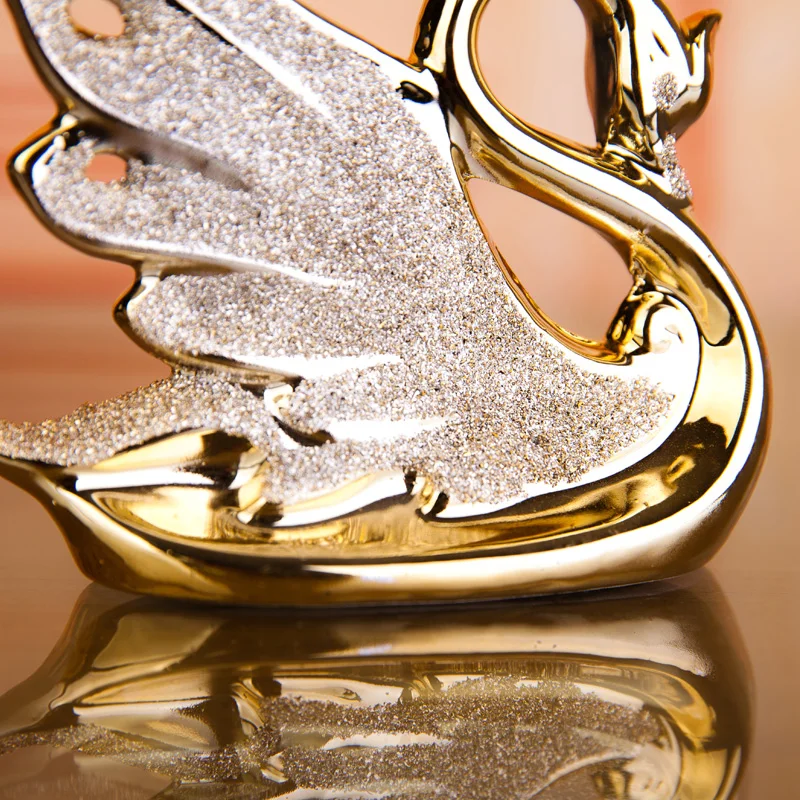 The two Home Furnishing Pui jewelry gold-plated Swan ceramic decoration room frosted wedding gift | Дом и сад