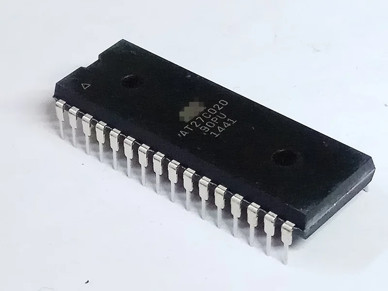 

5pcs AT27C020-90PU AT27C020-55PU AT27C020 AT27C020-70PC DIP-32 new ic