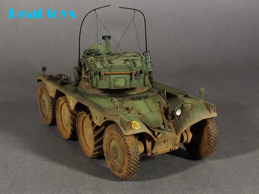Модель от Hobby Boss 82489 1/35 французская EBR-10 колесная рекогносцировочная Машина пластиковая модель комплект