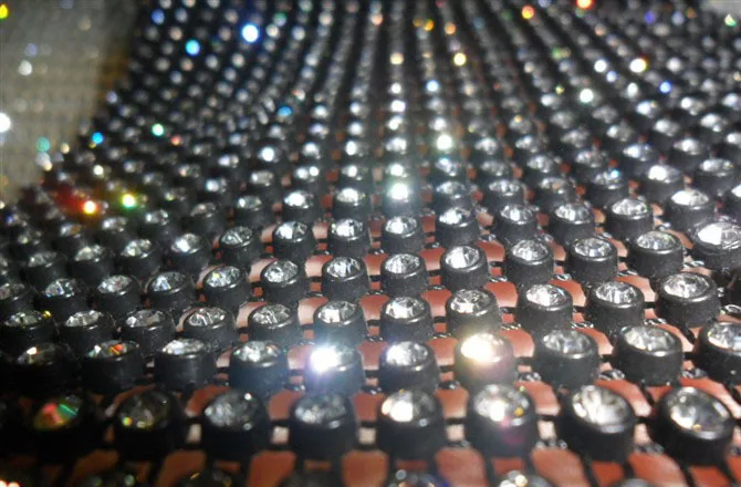 24 ряда шитья на хрустальной горной сетке с чашкой пластиковые горный хрусталь