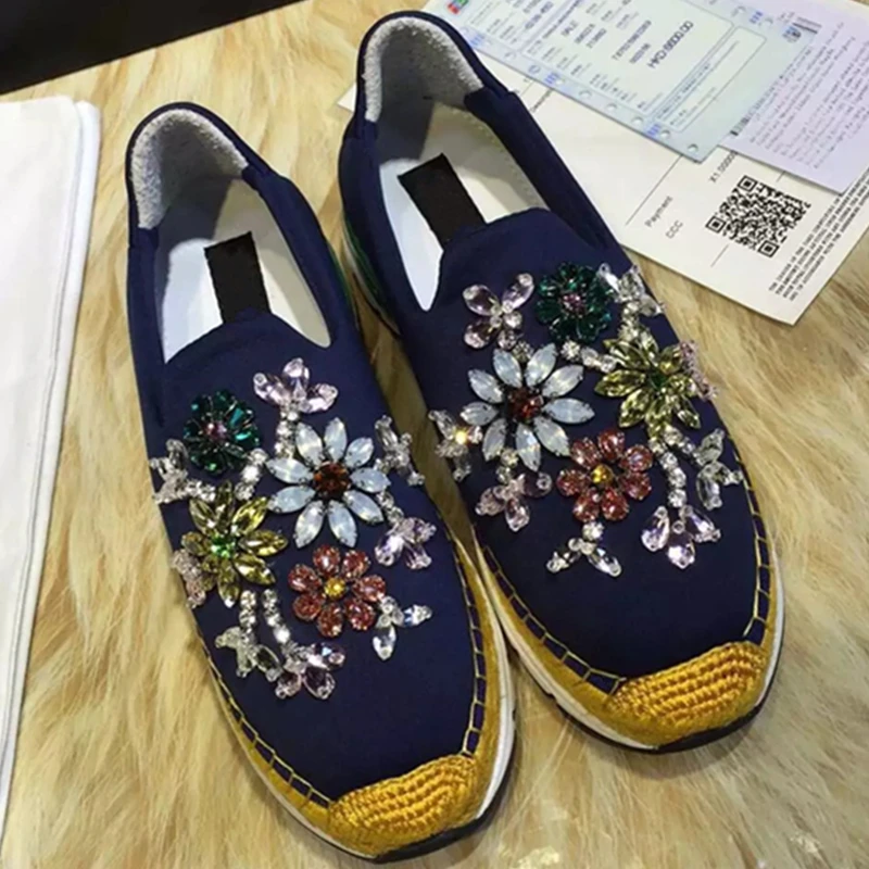 Горячая Роскошный Дизайн Горный Хрусталь Женщины Мокасины Скольжения На Плести