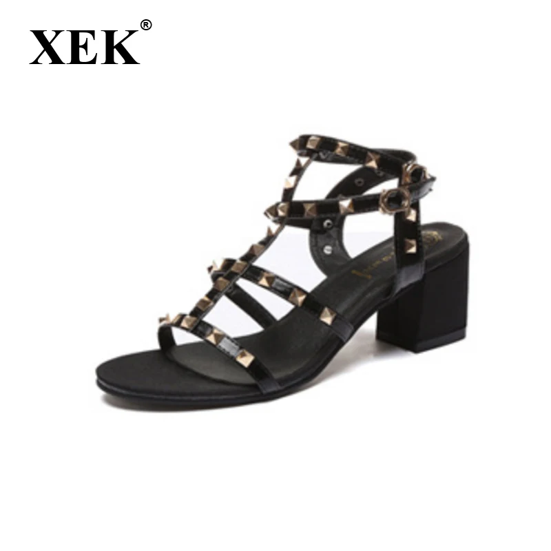 

XEK Summer Ankle Strap Women Sandals Rivet Open Toe Gladiator Rome Shoes Party Dress pump Woman Sandalia Feminina ST262