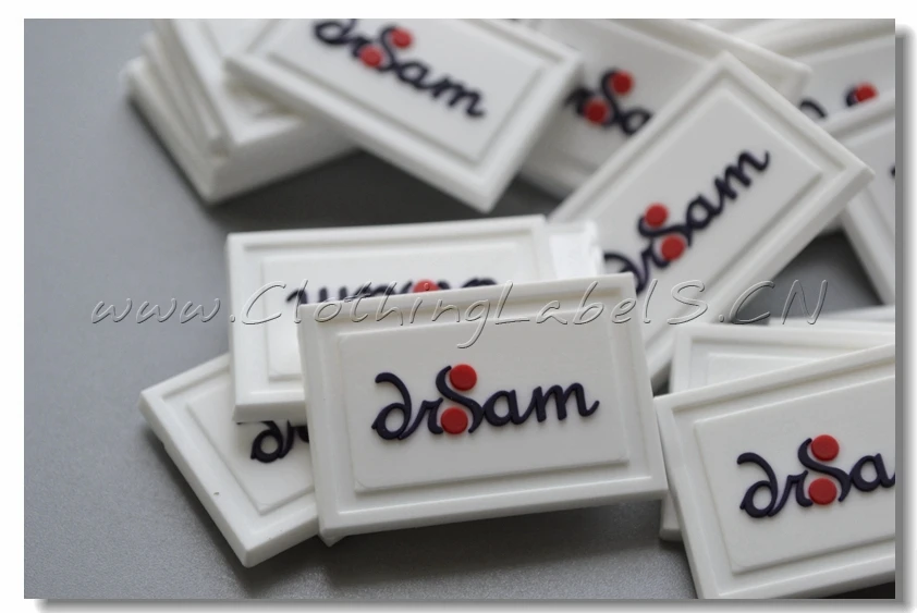 3d этикетки из ПВХ пользовательские для одежды бирки выполнены в качестве