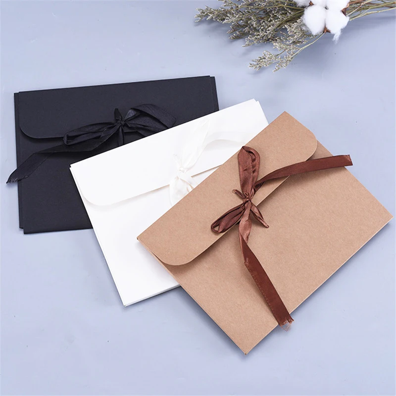 

200Pcs/Lot 24x18x0.7cm Black/White Kraft paper envelope gift box paper pocket bag Kerchief Handkerchief Silk scarf packing boxes