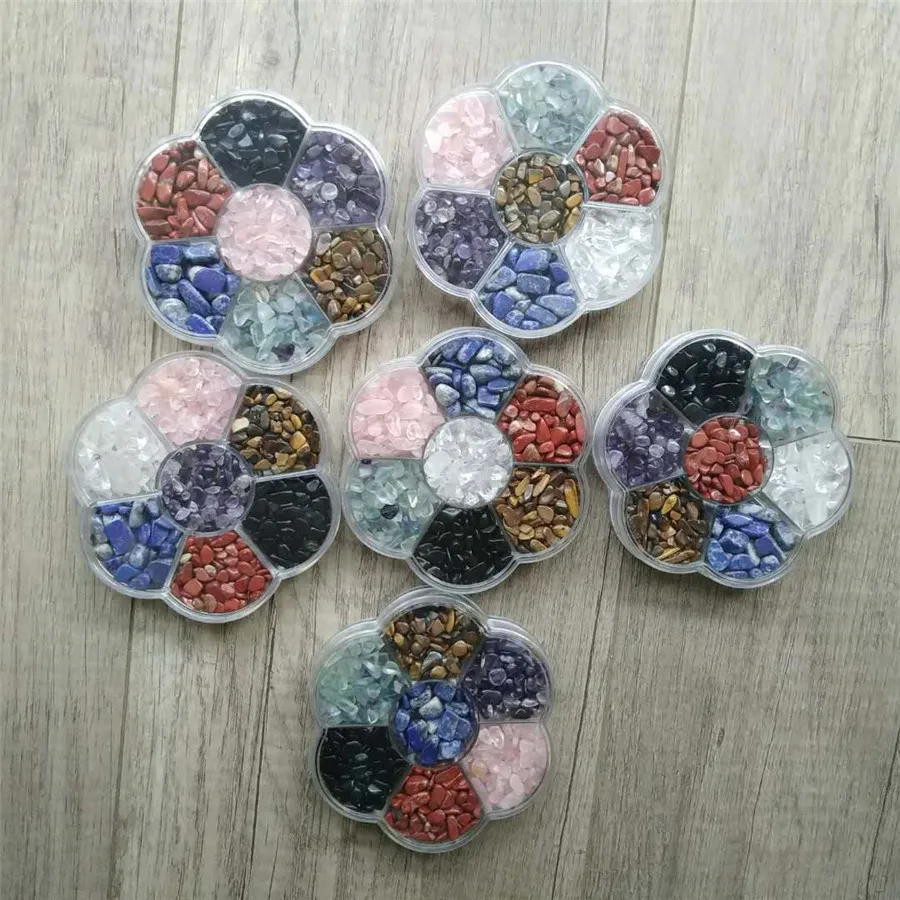 Каплевидные камни с натуральными кристаллами розовый кварц аметист