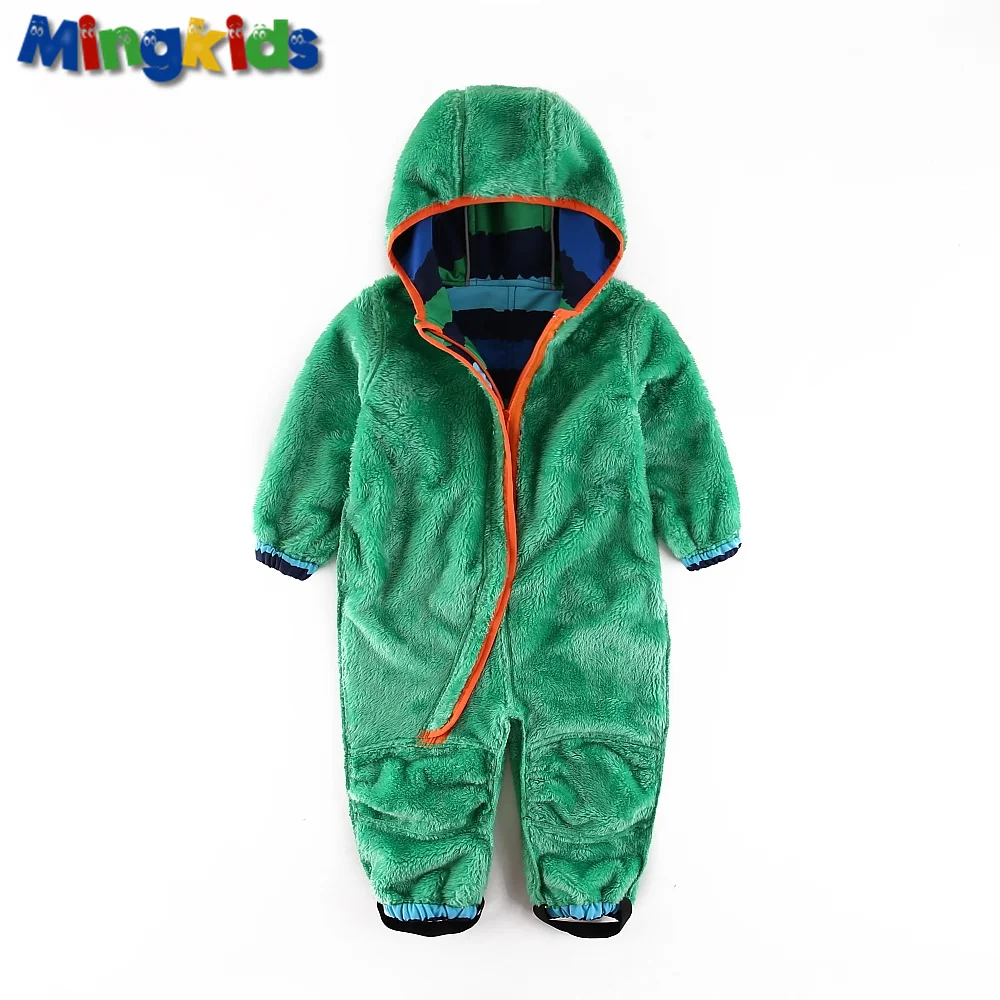 UmkaUmka мальчик softshell комбинезон водоотталкивающий и ветрозащитный до середины