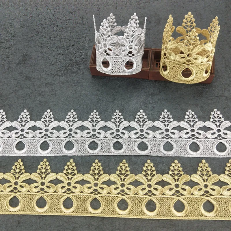 

Gold Embroidered Lace Appliqued Motif Flowers 3D Chemical Lace 1 Yard Eyelet Flowers Sewing Apparel Trims 8.5cm
