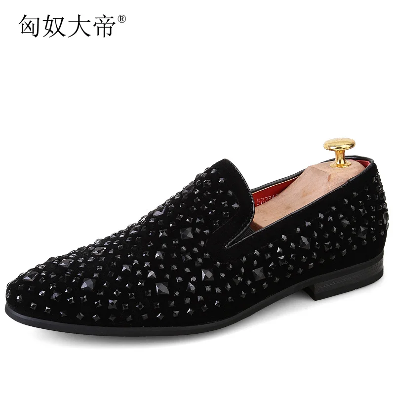 Мужская обувь наивысшего качества, европейские размеры 39-43 Модные мужские лоферы с шипами одуванчиков повседневные модельные туфли с заклепками мужские туфли на плоской подошве черного цвета