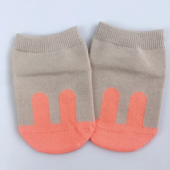 Rabbit ears Aikway/красивые хлопковые носки для новорожденных; носки с героями мультфильмов для маленьких мальчиков и девочек; носки-тапочки для малышей нескользящий носок; невидимые носки - Цвет: Rabbit ears
