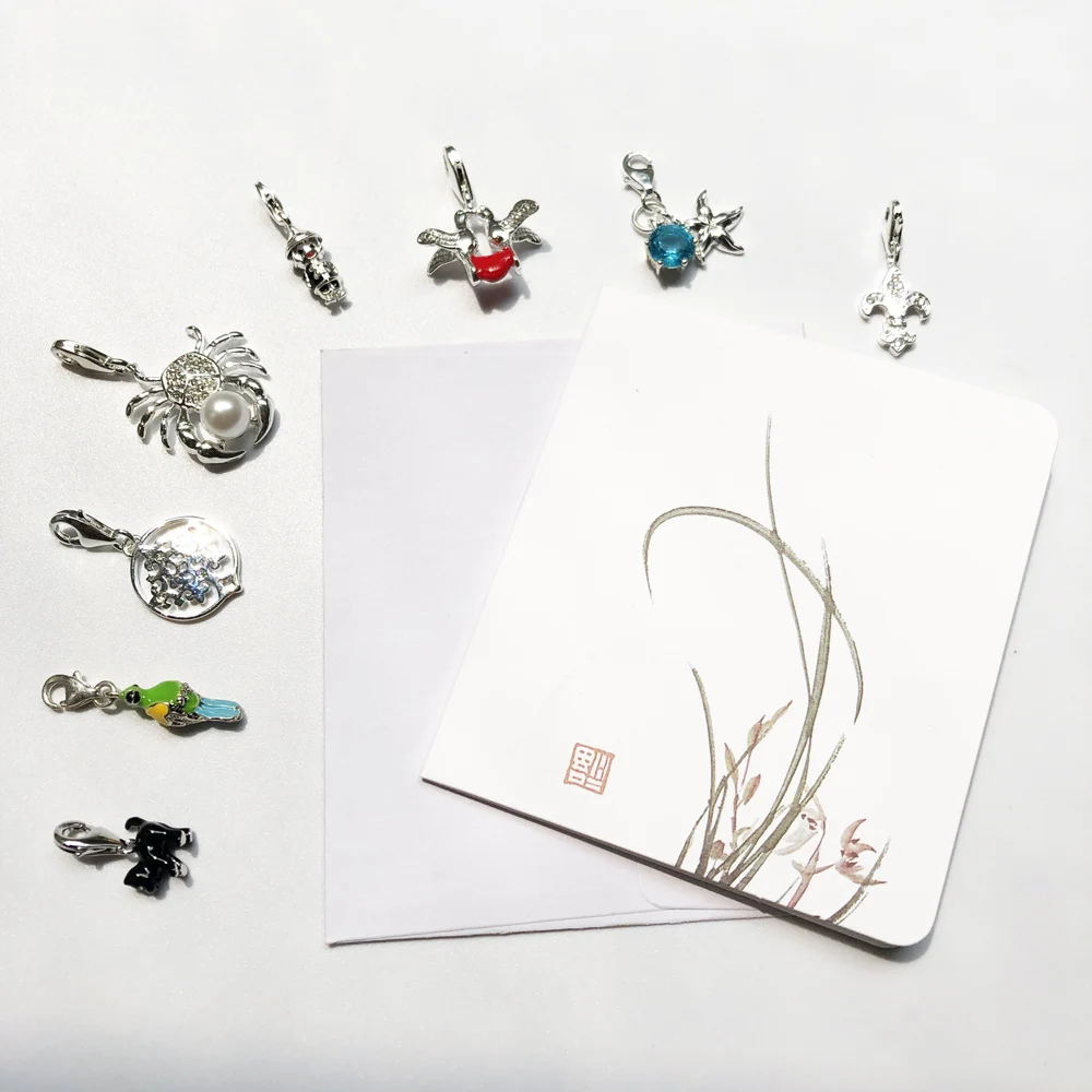 Подвеска в виде черного кота с рисунком цветка зайца зернистого попугая дерева