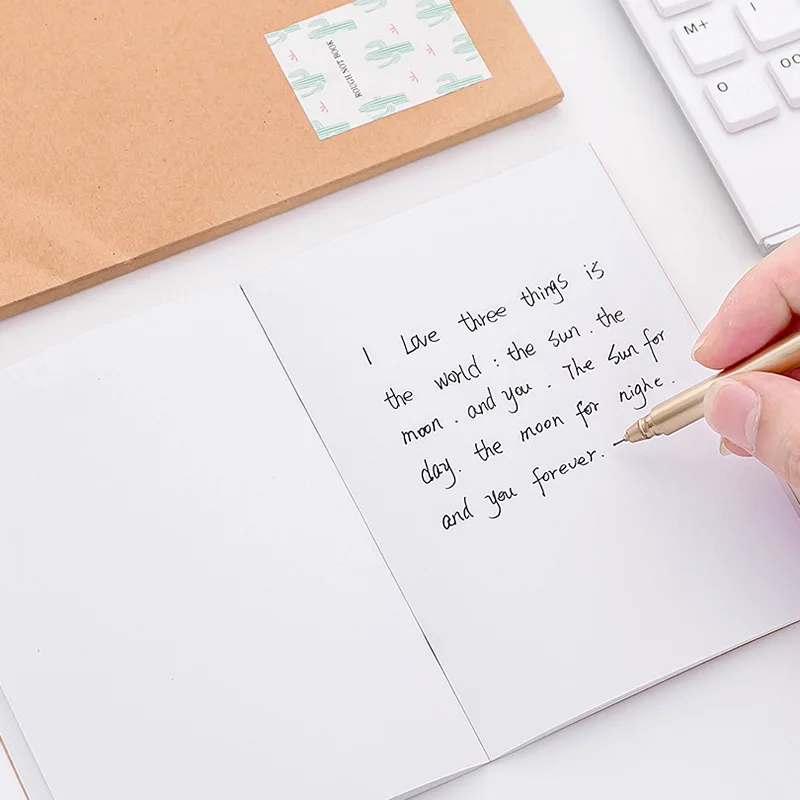 Простой крафт-бумаги пустой внутренний черновик книги студент канцтовары школы