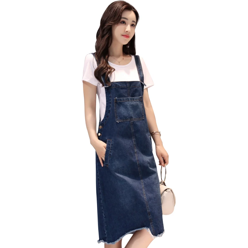 Женское джинсовое платье на тонких бретелях Длинное свободное большого размера