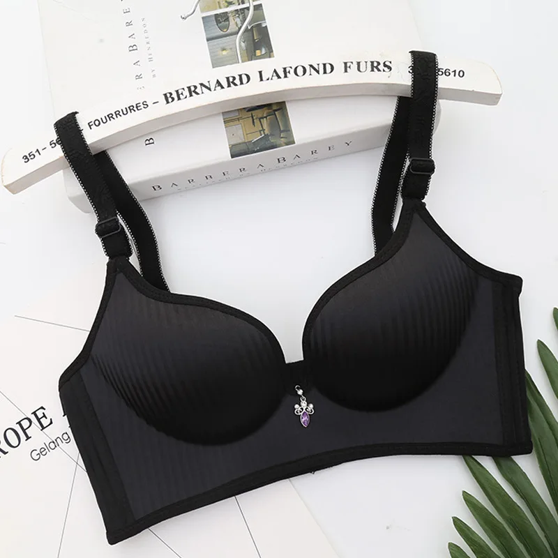 

Yasemeen One Piece Seamless Bras Striped Push Up Gather Underwear Wire Free Comfort Bras for Women Push Up Plus Size Underwear