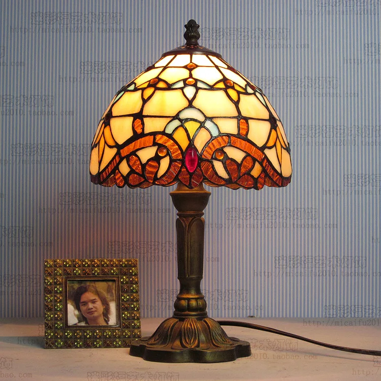 

8inch Tiffany lighting Mediterranean Stained Glass Lampshade Tiffany Table Lamp Country Style Bedside Lamp E27 110-240V