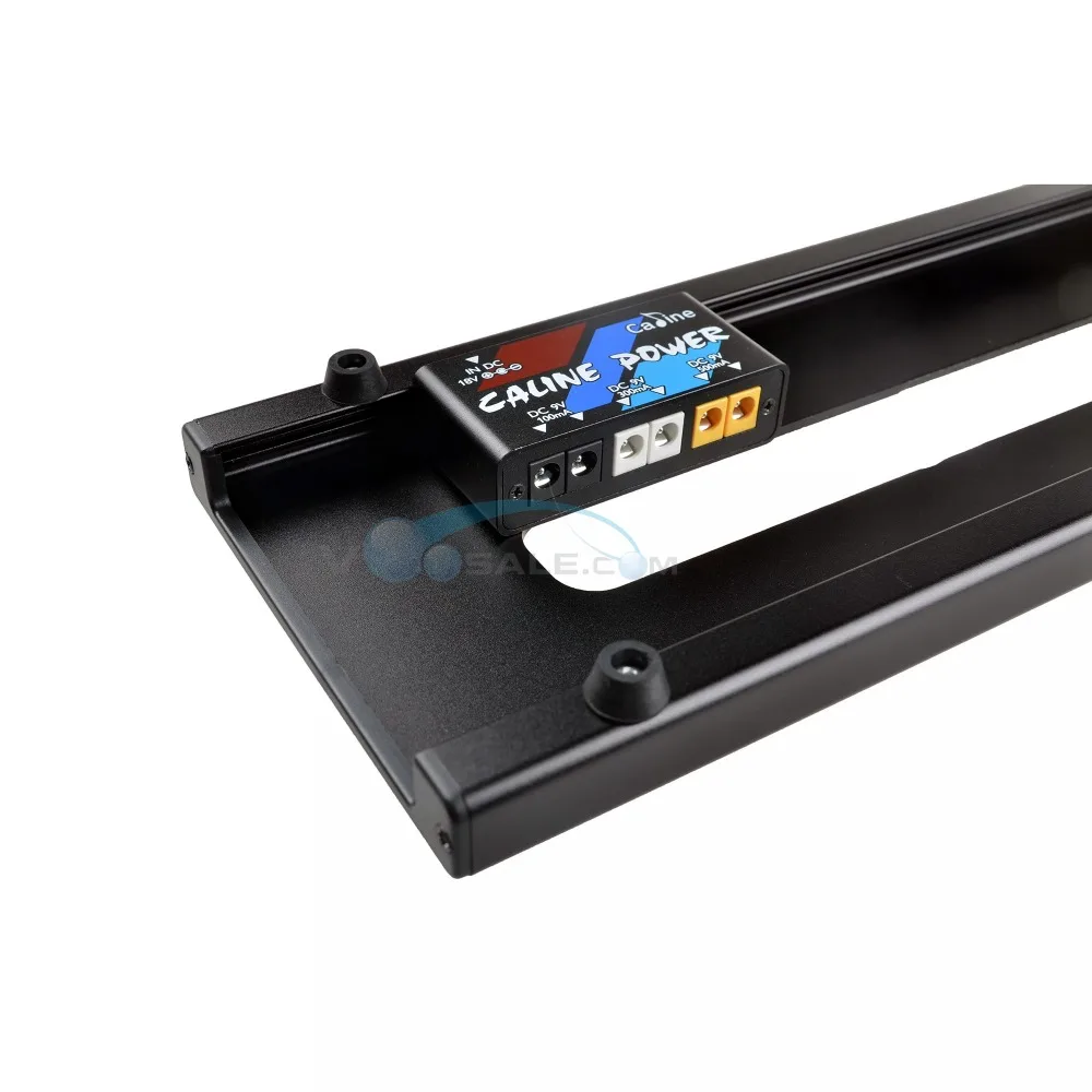 Caline CP-02 Множественные выходы источника питания 18V 1A 18W 6-канальный выход с адаптером и 6-кабельным гитарным педалем.