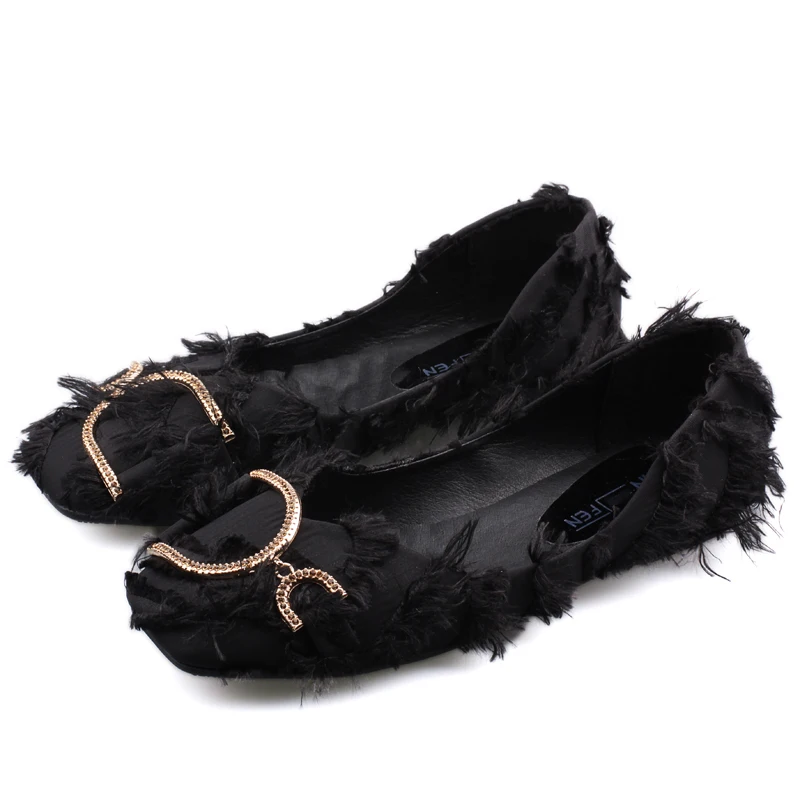 Женские туфли в Корейском стиле дикие на плоской подошве с мелким носком