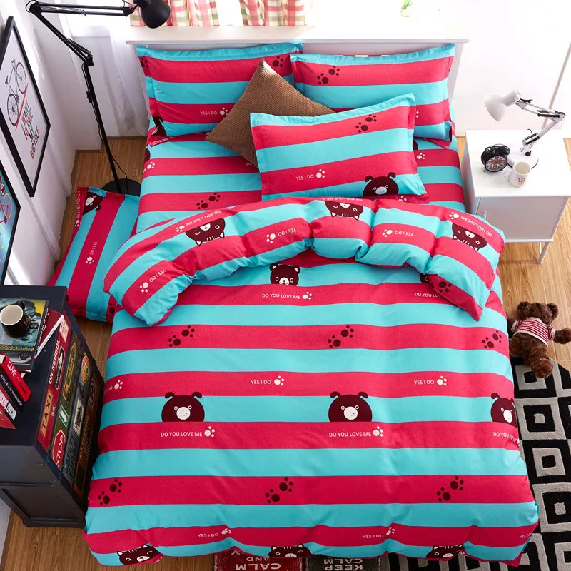 Комплект постельного белья из мягкого хлопка с пододеяльником 3/4