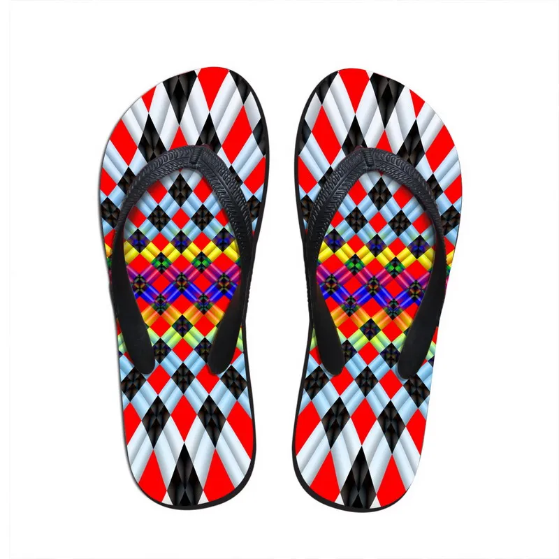 Женская обувь удобные пляжные шлепанцы модные женские на плоской подошве с