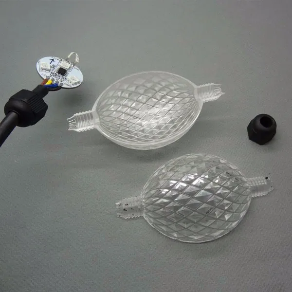 WS2811 адресуемых 3D 35 мм Диаметр полный цвет прозрачный мяч; DC12V; 1.44 Вт; двусторонняя 3 шт. 5050 светодиодов с каждой стороны; 40 шт./String; IP54