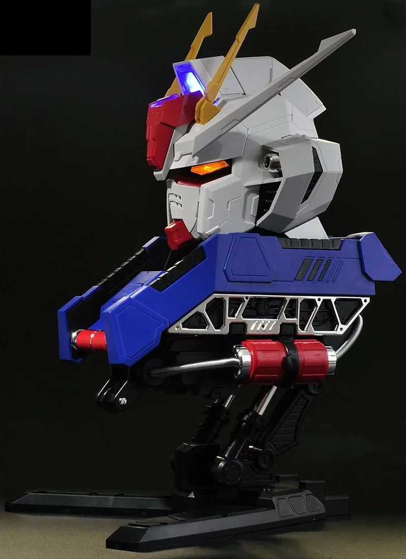 BTF модель 1/24 GAT-X 105 Strike Gundam большой головы бюст Портрет с светодиодный свет